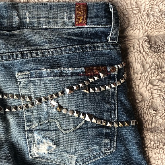 ❌❌SOLD❌❌. 7FAMK Roxanne Crystal Encrusted jeans with Swarovski Crystal - Picture 8 of 8